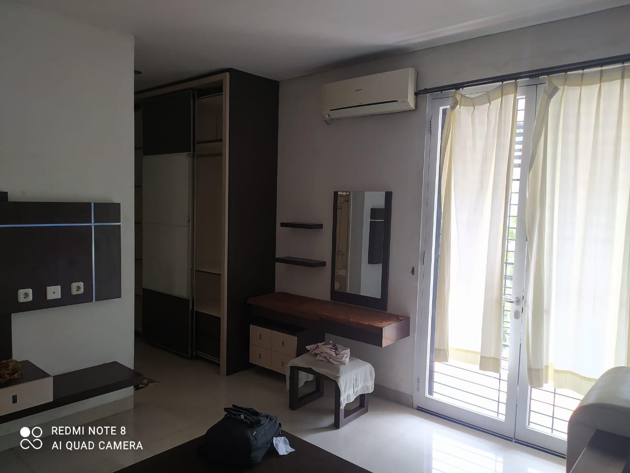 Rumah Disewakan di Cluster Taman Baverly Lippo Cikarang